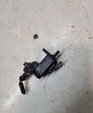 Volvo XC90 Turbo solenoid valve 72224010 02T324 30611668