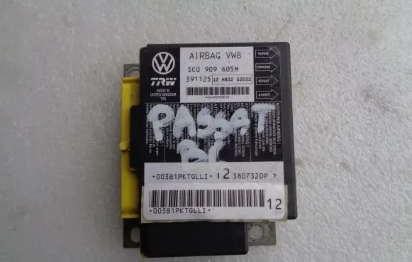 Volkswagen PASSAT B6 Airbag control unit/module 3C0909605M