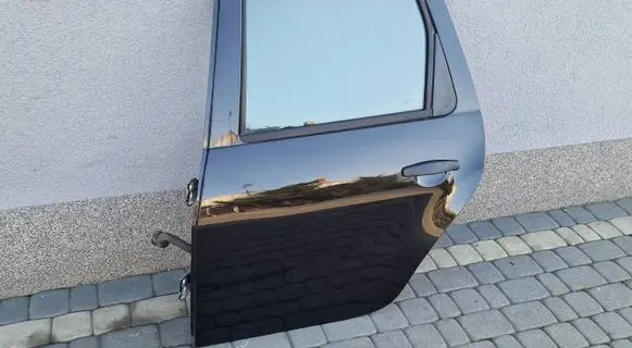 Dacia Duster Rear door 