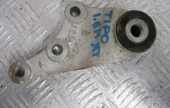 Fiat Tipo Engine mount vacuum valve 52078935