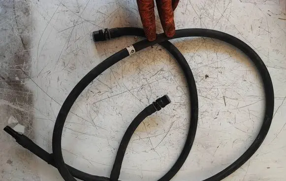 BMW 6 F06 Gran coupe Headlight washer hose/pipe 7178742