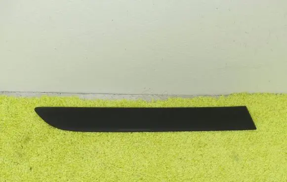 Suzuki Swift II Rear door trim (molding) 990E0-62608-000