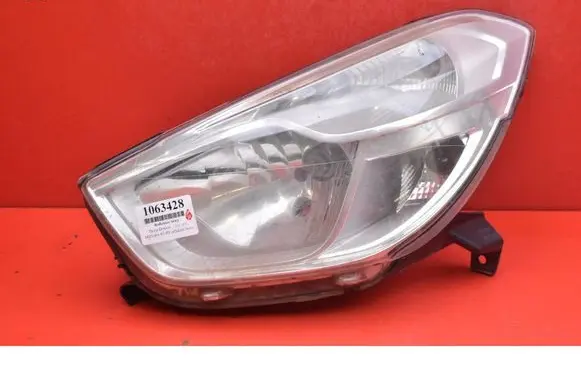Dacia Dokker Headlight/headlamp 260607950R