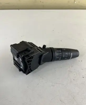 Nissan Primera Wiper switch 25260AV610 25260AV61