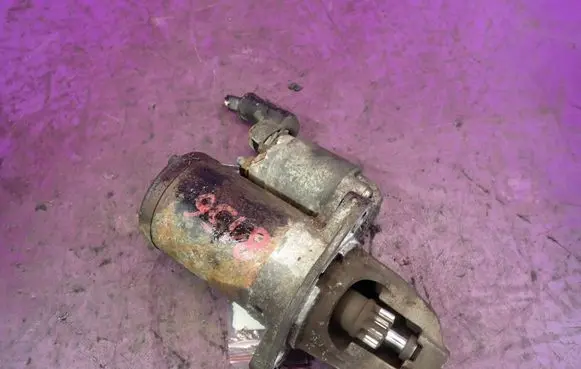 Mitsubishi Colt Starter motor 