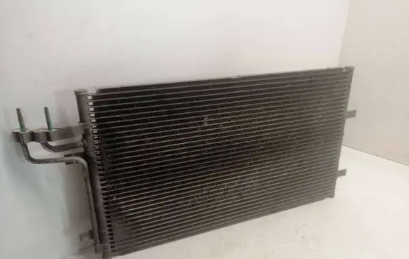 Ford C-MAX I Coolant radiator