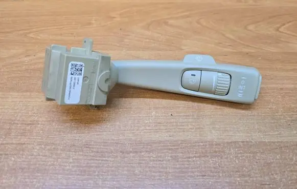 Volvo S80 Wiper control stalk 30739853 06AD9290399AACH