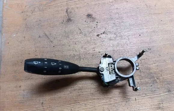 Mercedes-Benz B W245 Indicator stalk A1695450210