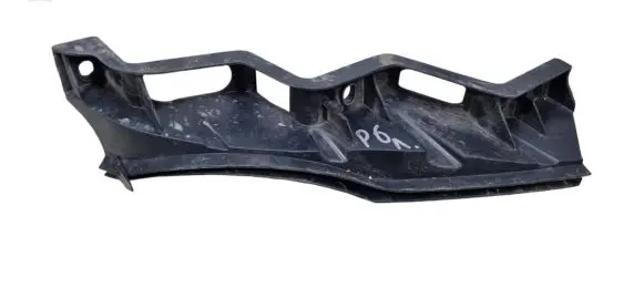 Volkswagen PASSAT B6 Front bumper mounting bracket 3C0807889