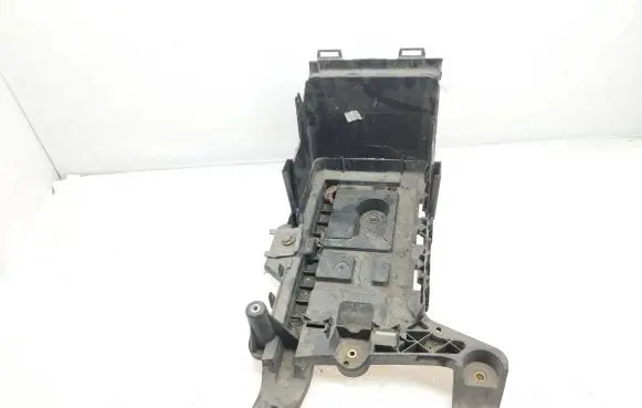 Volkswagen PASSAT CC Battery tray 1K0915333H 1K0915325B 3C0915336A