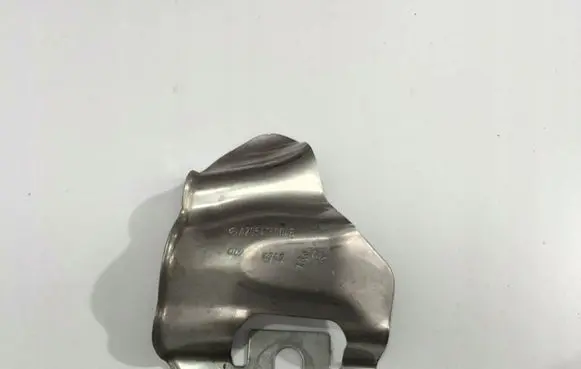 Mercedes-Benz E W238 Exhaust heat shield A2054750046