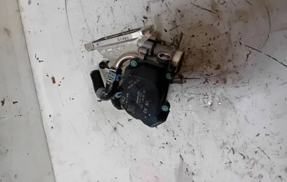 Volkswagen Golf VII Throttle valve 04L128063T A2C94859900