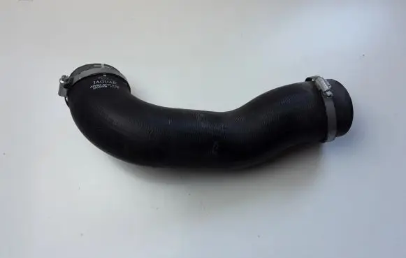 Jaguar XJ X351 Intercooler hose/pipe AW936F073AA
