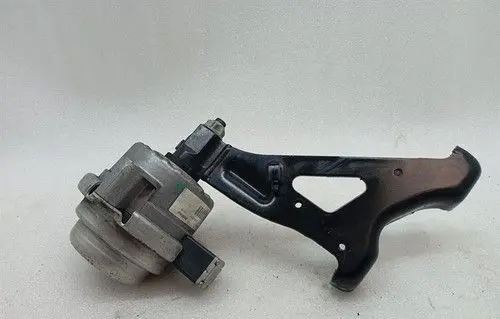 Porsche Cayman 981 Engine mount bracket 98137505980
