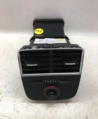 Audi A3 S3 8V Rear air vent grill 8V0819203