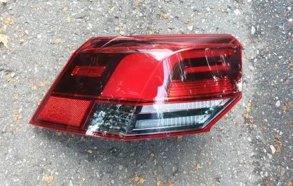 Volkswagen Golf VIII Rear/tail lights 5H0945095C