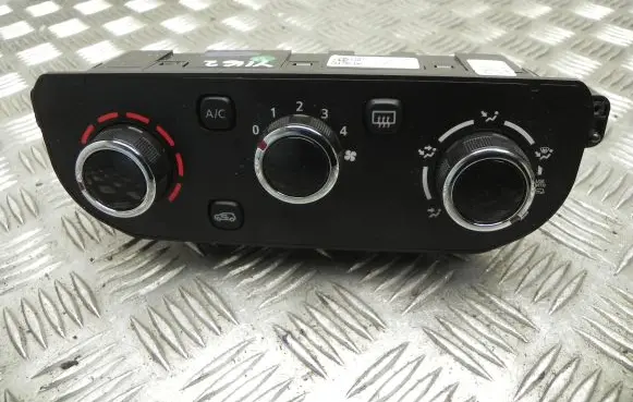 Dacia Spring Climate control unit WQT100D050