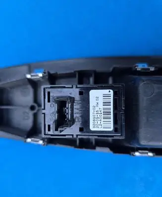 BMW X5 F15 Electric window control switch 9208107 L2A00147
