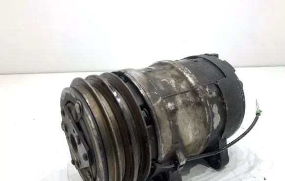 Opel Frontera A Air conditioning (A/C) compressor (pump)
