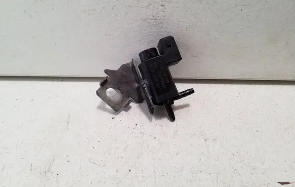 BMW X6 F16 Turbo solenoid valve 7810831