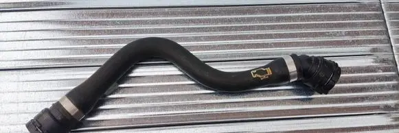 BMW 4 F32 F33 Engine coolant pipe/hose 8634285 149665