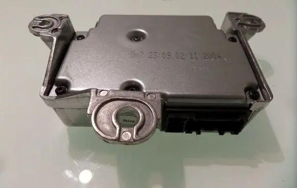 Renault Scenic II - Grand scenic II Airbag control unit/module 604290400 8200411015A