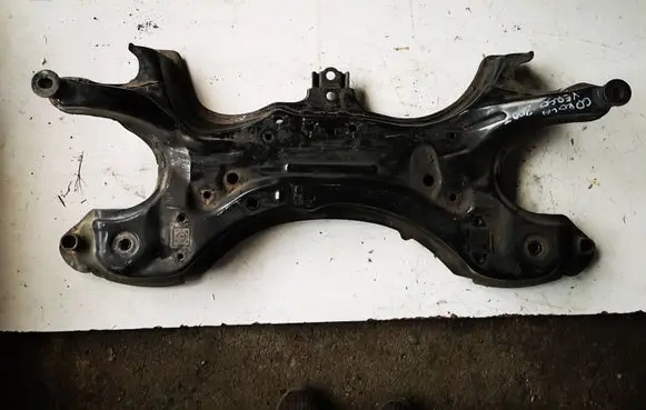 Toyota Corolla Verso AR10 Front subframe