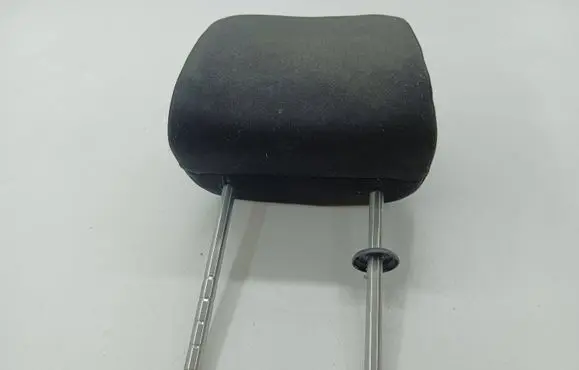 Volkswagen PASSAT B6 Front seat headrest 