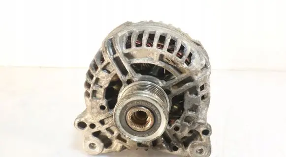 Seat Toledo IV (NH) Generator/alternator 0124525201