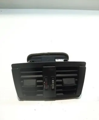 Rear air vent grill