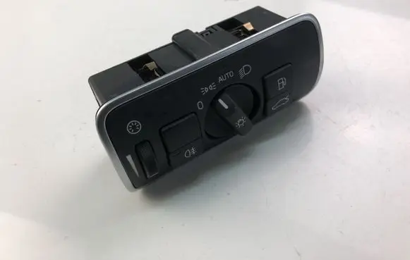 Volvo V60 Light switch 30739448