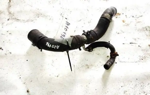 Nissan Note (E11) Engine coolant pipe/hose