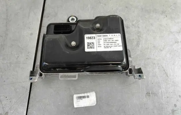 Tesla Model Y Central body control module 149732700B