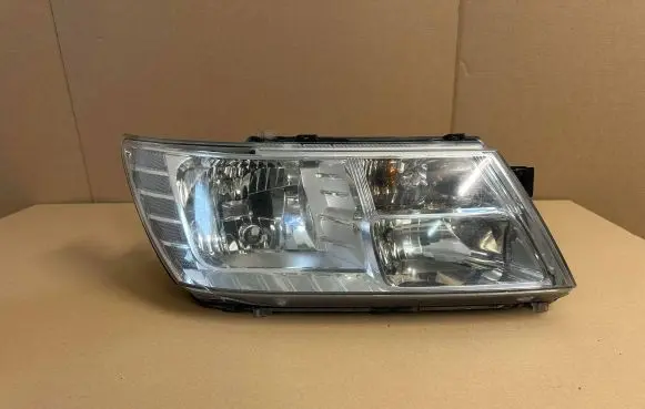Fiat Freemont Headlight/headlamp 05067788AC LHD10008 RHD100009