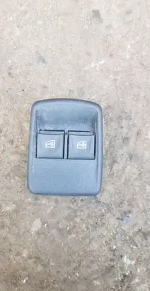 Dacia Sandero II Electric window control switch 254117873R 10023904B
