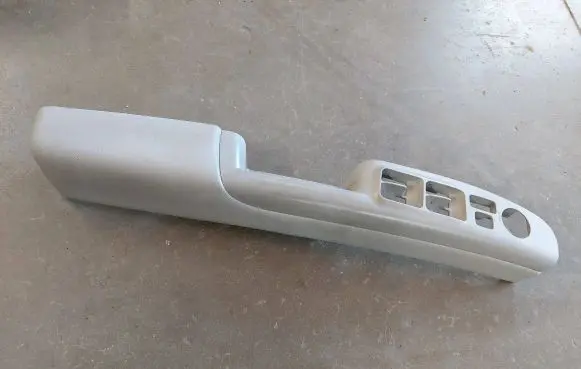 Hyundai Sonata Front door interior handle trim 