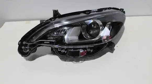 Peugeot 108 Headlight/headlamp 81150-0H150