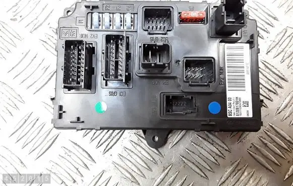 Citroen C6 Fuse module 9656148180