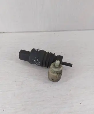 Volkswagen Touareg I Wiper motor