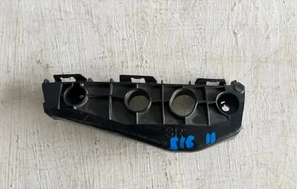 Toyota Corolla E140 E150 Front bumper mounting bracket 5211502180