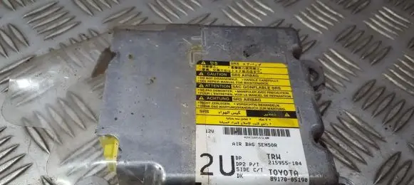 Toyota Avensis T250 Airbag control unit/module 8917005190 89170-05190