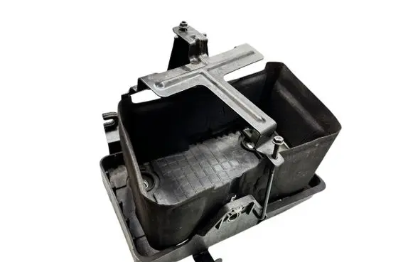 Nissan Rogue Battery tray 