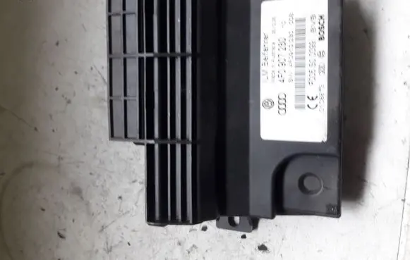 Audi A6 S6 C6 4F Power management control unit 4F0907280