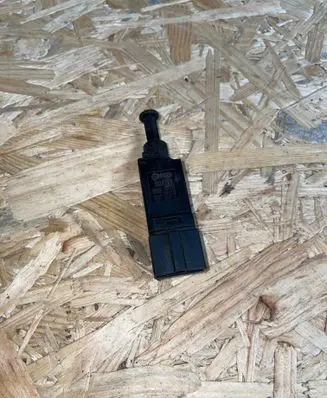 Volkswagen Bora Brake pedal sensor switch 1h0927189D