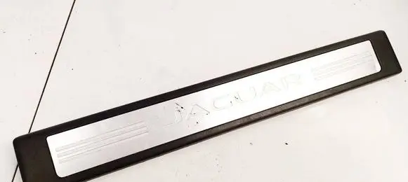 Jaguar XF Front sill trim cover 8X2313201A