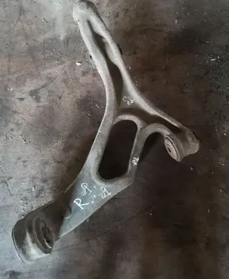 Volkswagen Touareg I Front lower control arm/wishbone 7L0407153B