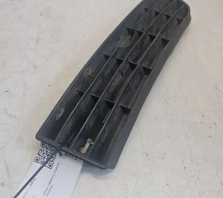 Audi A6 S6 C4 4A Front bumper lower grill 4A0807345A