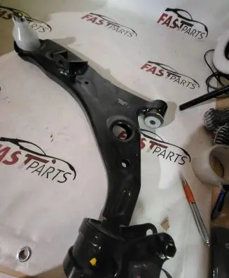 Ford Edge I Front lower control arm/wishbone 8T4Z3079A