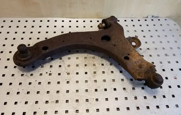 Opel Sintra Front lower control arm/wishbone