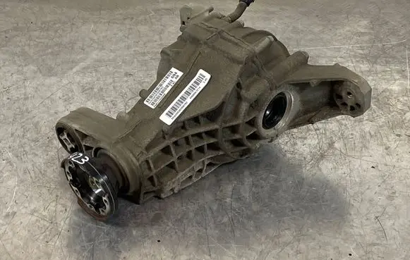 Jeep Grand Cherokee WL Rear differential P68577694AB T03UG0303D8782